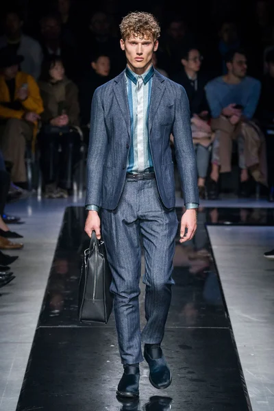 Look 67